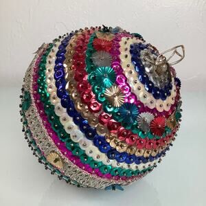 RARE Vintage Push Pin Sequins X-Large 6” handmade Christmas ornament EUC